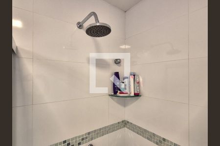 Apartamento à venda com 370m², 3 quartos e 4 vagas Apartamento à venda com 370m², 3 quartos e 4 vagasBanheiro da Suite 3