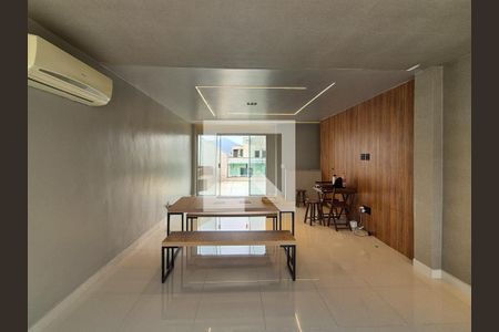 Apartamento à venda com 370m², 3 quartos e 4 vagas Apartamento à venda com 370m², 3 quartos e 4 vagasSala 2