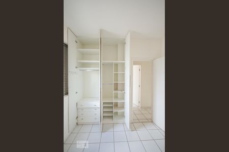 SUÍTE de apartamento para alugar com 3 quartos, 180m² em Buritis, Belo Horizonte