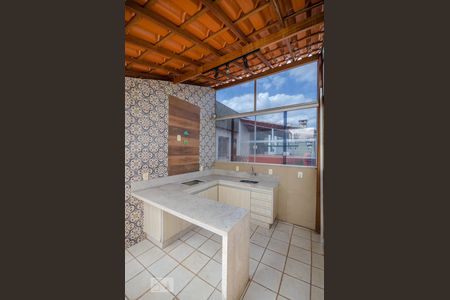 Apartamento à venda com 180m², 3 quartos e 2 vagasVARANDA 