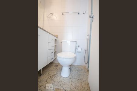 Apartamento à venda com 180m², 3 quartos e 2 vagasBANHEIRO SUÍTE 