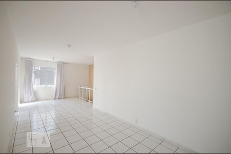 Apartamento à venda com 180m², 3 quartos e 2 vagasSALA SEGUNDO ANDAR 