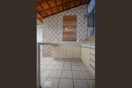 Apartamento à venda com 180m², 3 quartos e 2 vagasVARANDA 
