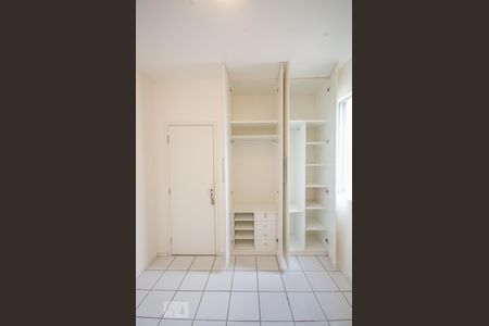 Apartamento à venda com 180m², 3 quartos e 2 vagasQUARTO  2 