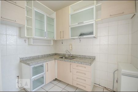 Apartamento à venda com 180m², 3 quartos e 2 vagasCOZINHA 
