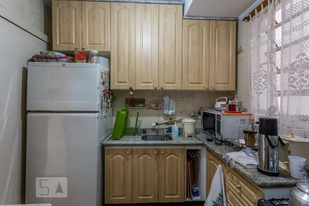 Cozinha de apartamento à venda com 2 quartos, 87m² em Nonoai, Porto Alegre