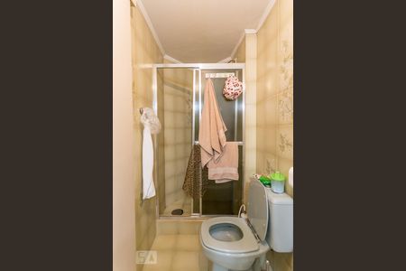Banheiro de apartamento à venda com 2 quartos, 87m² em Nonoai, Porto Alegre
