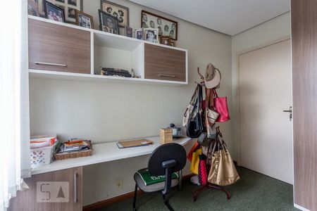 Quarto 1 de apartamento à venda com 2 quartos, 87m² em Nonoai, Porto Alegre