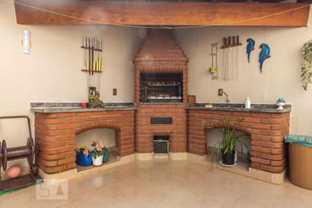 Casa de condomínio à venda com 340m², 3 quartos e 4 vagas