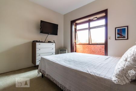 Casa de condomínio à venda com 340m², 3 quartos e 4 vagas Casa de condomínio à venda com 340m², 3 quartos e 4 vagasQuarto 1
