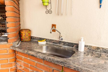 Casa de condomínio à venda com 340m², 3 quartos e 4 vagas