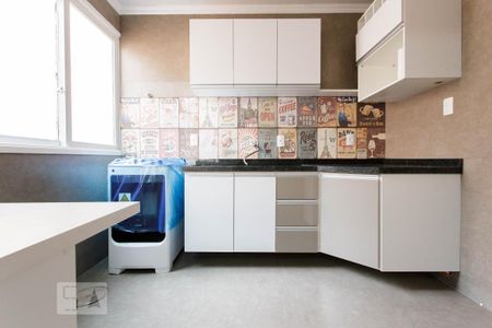 Cozinha de apartamento para alugar com 1 quarto, 41m² em Vila Jardim, Porto Alegre