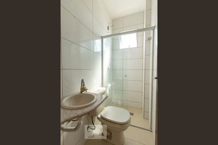 Banheiro Social de apartamento à venda com 2 quartos, 56m² em Planalto, Belo Horizonte