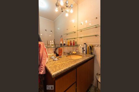 Apartamento para alugar com 208m², 4 quartos e 3 vagasBanheiro - Suíte 2