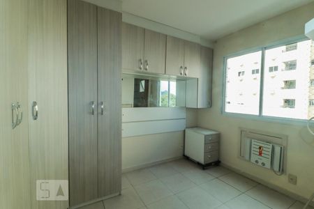 Apartamento à venda com 75m², 3 quartos e 1 vaga Apartamento à venda com 75m², 3 quartos e 1 vagaQuarto 03 (Suíte)