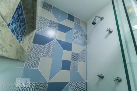 Apartamento à venda com 75m², 3 quartos e 1 vaga Apartamento à venda com 75m², 3 quartos e 1 vagaBanheiro Social