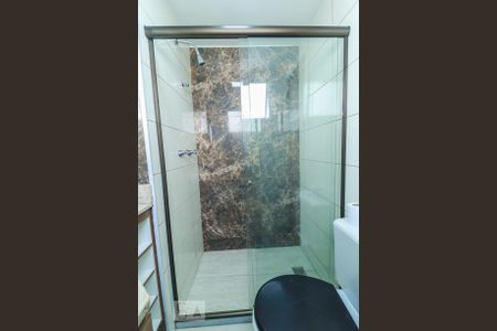 Apartamento à venda com 75m², 3 quartos e 1 vaga Apartamento à venda com 75m², 3 quartos e 1 vagaBanheiro Quarto 03 (Suíte)