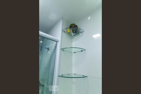 Apartamento à venda com 75m², 3 quartos e 1 vaga Apartamento à venda com 75m², 3 quartos e 1 vagaBanheiro Social