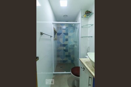 Apartamento à venda com 75m², 3 quartos e 1 vaga Apartamento à venda com 75m², 3 quartos e 1 vagaBanheiro Social