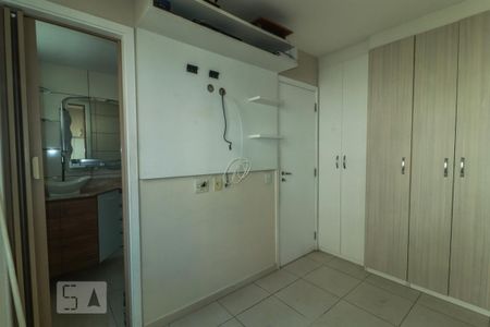 Apartamento à venda com 75m², 3 quartos e 1 vaga Apartamento à venda com 75m², 3 quartos e 1 vagaQuarto 03 (Suíte)