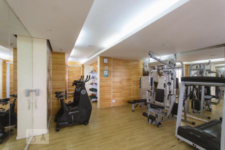Apartamento à venda com 75m², 3 quartos e 1 vaga Apartamento à venda com 75m², 3 quartos e 1 vagaÁrea comum - Academia