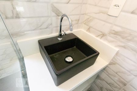 Apartamento à venda com 83m², 3 quartos e 1 vaga Apartamento à venda com 83m², 3 quartos e 1 vagaBanheiro Social