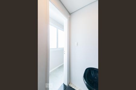 Apartamento à venda com 83m², 3 quartos e 1 vaga Apartamento à venda com 83m², 3 quartos e 1 vagaBanheiro de Serviço