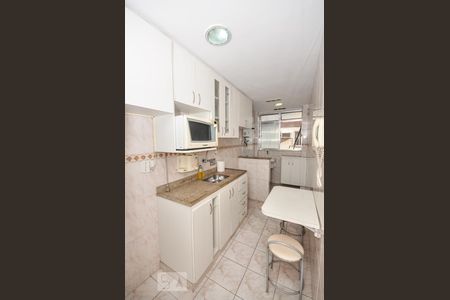 Apartamento à venda com 62m², 2 quartos e 1 vagaCozinha e Área de Serviço