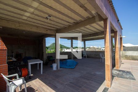 Casa de condomínio para alugar com 200m², 3 quartos e 1 vaga Casa de condomínio para alugar com 200m², 3 quartos e 1 vagaTerraço