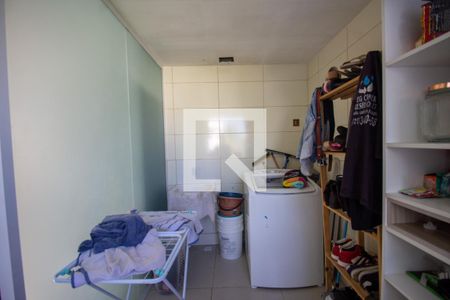 Casa de condomínio para alugar com 200m², 3 quartos e 1 vaga Casa de condomínio para alugar com 200m², 3 quartos e 1 vagaCozinha e Área de Serviço
