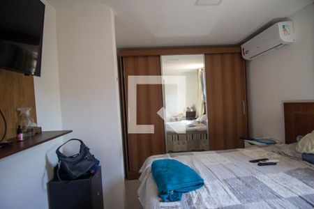 Suíte de casa de condomínio à venda com 3 quartos, 200m² em Vargem Pequena, Rio de Janeiro