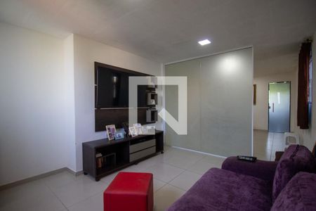Sala de casa de condomínio à venda com 3 quartos, 200m² em Vargem Pequena, Rio de Janeiro