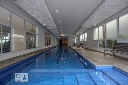 Apartamento à venda com 62m², 2 quartos e 1 vaga Apartamento à venda com 62m², 2 quartos e 1 vagaÁrea comum - Piscina 2
