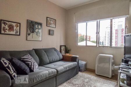 Sala de apartamento para alugar com 1 quarto, 50m² em Indianópolis, São Paulo