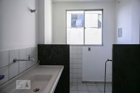 Cozinha de apartamento para alugar com 2 quartos, 50m² em São Francisco, Belo Horizonte