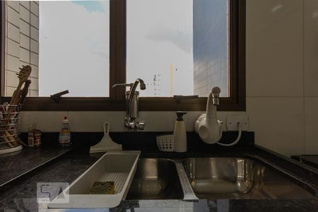 Apartamento para alugar com 104m², 3 quartos e sem vaga Apartamento para alugar com 104m², 3 quartos e sem vagaCozinha