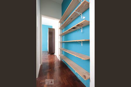 Corredor  de apartamento para alugar com 1 quarto, 52m² em Centro, Belo Horizonte