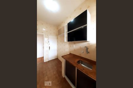 Apartamento à venda com 80m², 2 quartos e sem vagaCozinha
