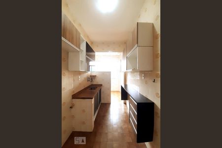 Apartamento à venda com 80m², 2 quartos e sem vagaCozinha
