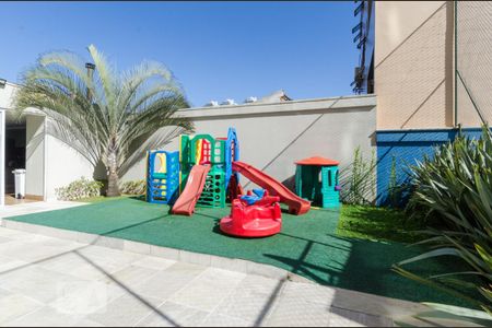 Apartamento para alugar com 285m², 3 quartos e 4 vagas Apartamento para alugar com 285m², 3 quartos e 4 vagasPlayground