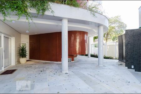 Apartamento para alugar com 285m², 3 quartos e 4 vagas Apartamento para alugar com 285m², 3 quartos e 4 vagasÁrea de circulação