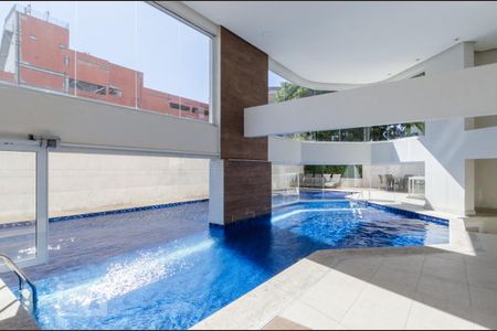 Apartamento para alugar com 285m², 3 quartos e 4 vagas Apartamento para alugar com 285m², 3 quartos e 4 vagasPiscina