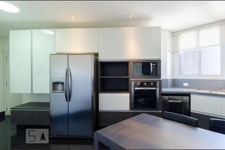 Apartamento para alugar com 285m², 3 quartos e 4 vagas Apartamento para alugar com 285m², 3 quartos e 4 vagasCozinha