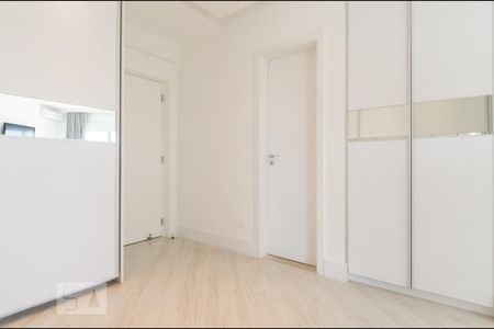 Apartamento para alugar com 285m², 3 quartos e 4 vagas Apartamento para alugar com 285m², 3 quartos e 4 vagasQuarto da suíte 3