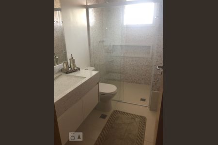 Apartamento à venda com 283m², 4 quartos e sem vaga Apartamento à venda com 283m², 4 quartos e sem vagaBanheiro