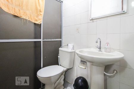 Casa para alugar com 210m², 4 quartos e 2 vagasBanheiro de Serviço