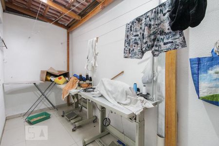 Casa para alugar com 210m², 4 quartos e 2 vagasÁrea Fundos