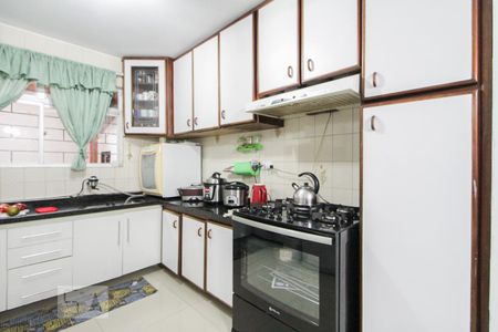 Casa para alugar com 210m², 4 quartos e 2 vagasCozinha