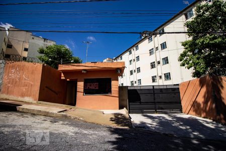 Apartamento para alugar com 55m², 2 quartos e 1 vaga Apartamento para alugar com 55m², 2 quartos e 1 vagaFachada