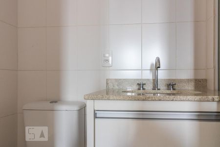 Banheiro da Suíte de apartamento para alugar com 2 quartos, 70m² em Centro, São Caetano do Sul